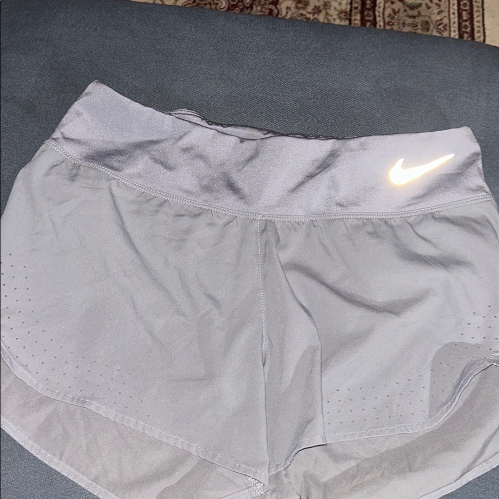 NWOT Nike Women's Light Gray Athletic Shorts